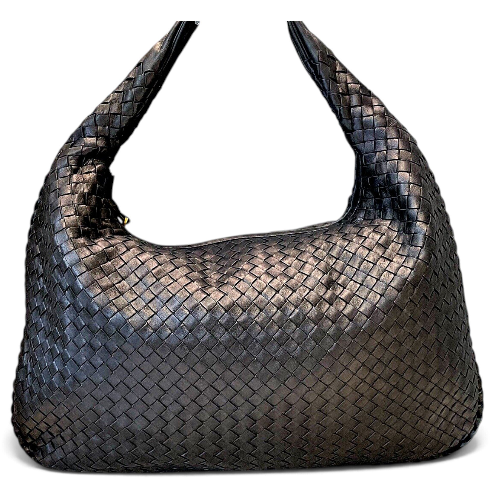 Veneta leather handbag