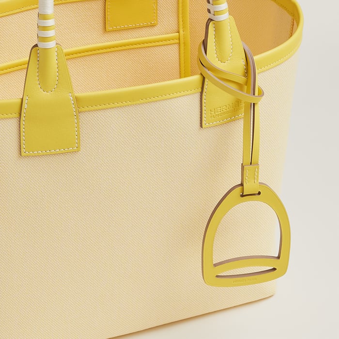 Steeple 25 Bag