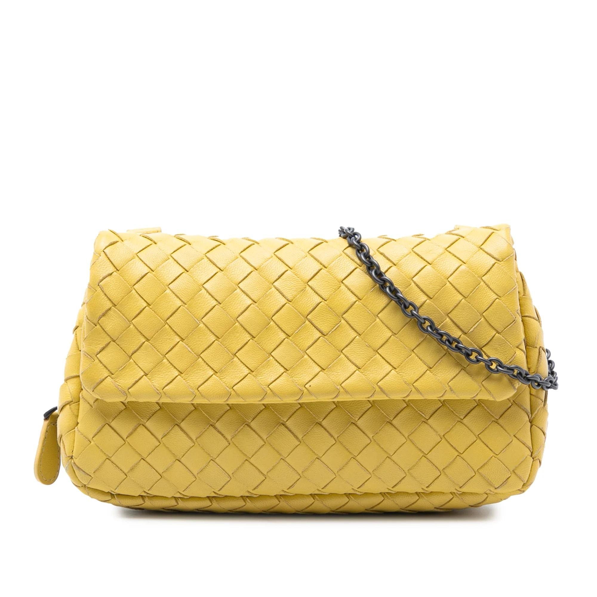 Chain Cassette leather handbag