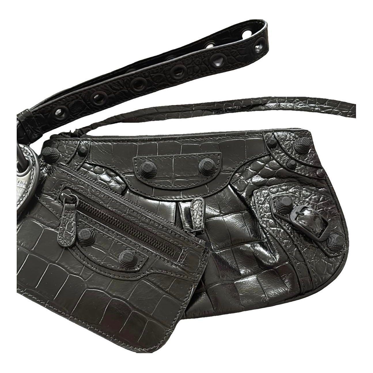 Envelop leather clutch bag