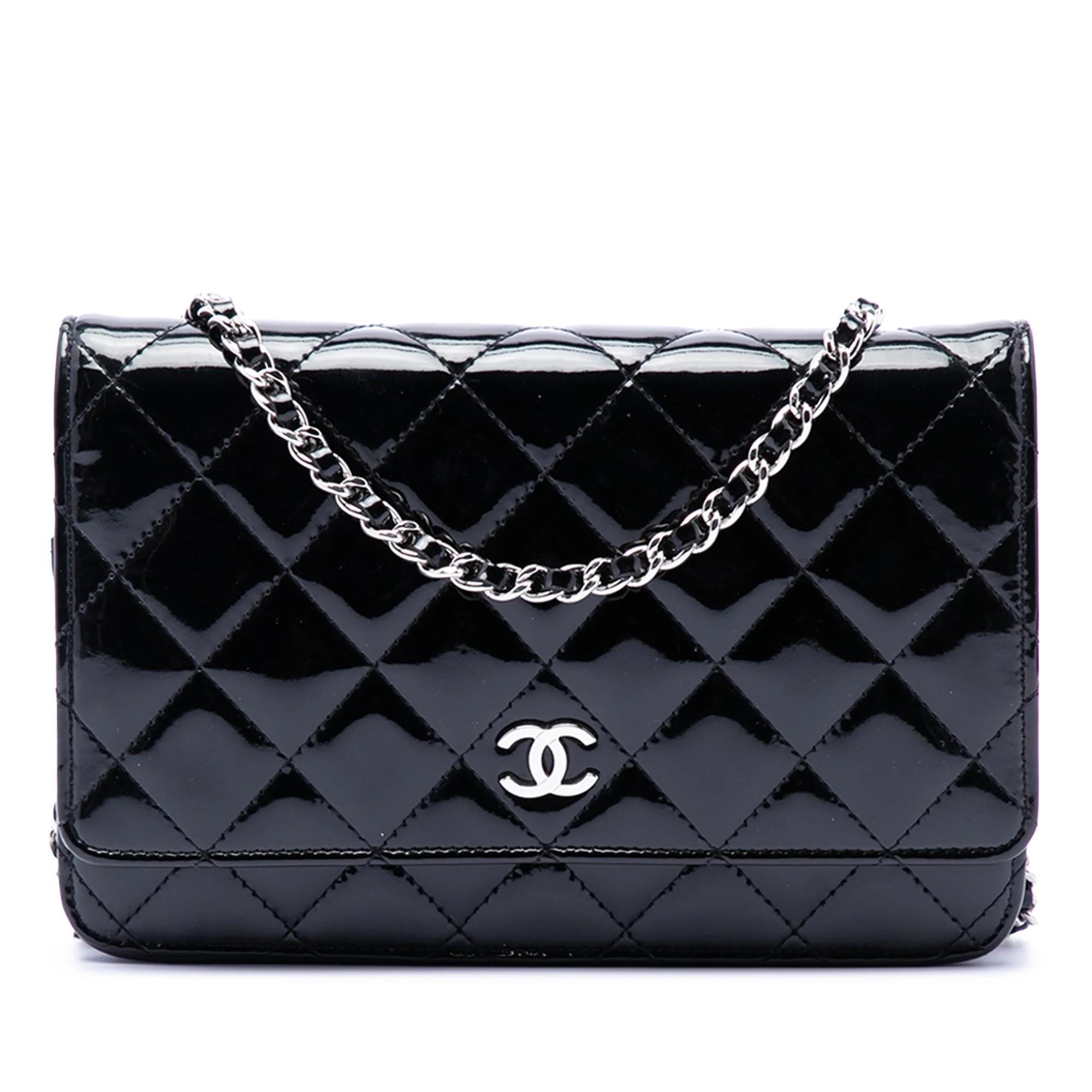 Wallet On Chain leather crossbody bag