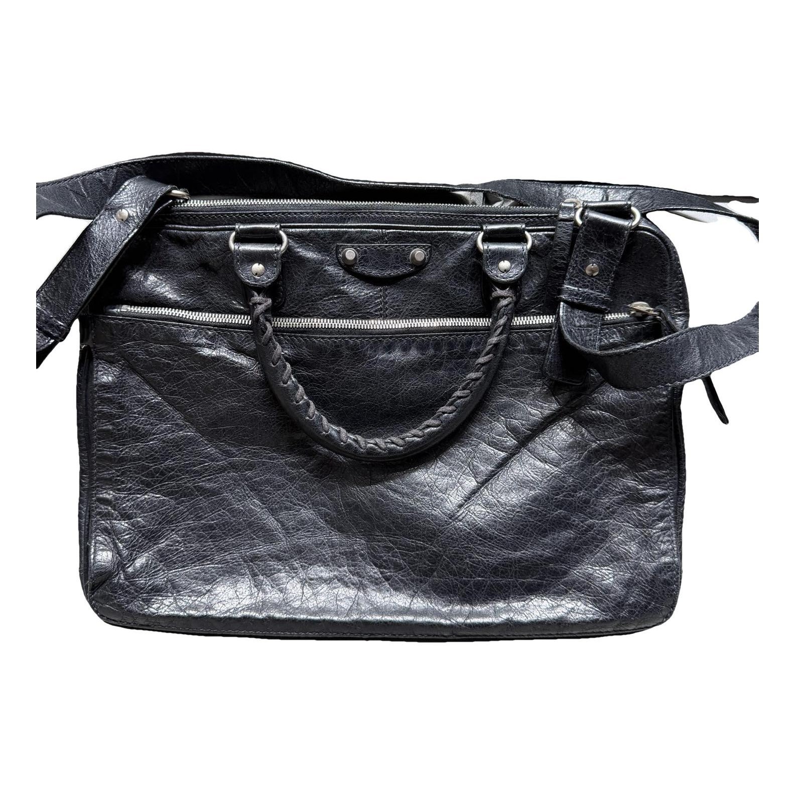 Leather handbag