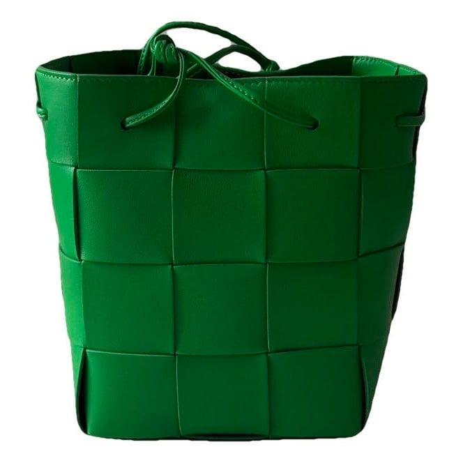 Cassette Bucket leather crossbody bag