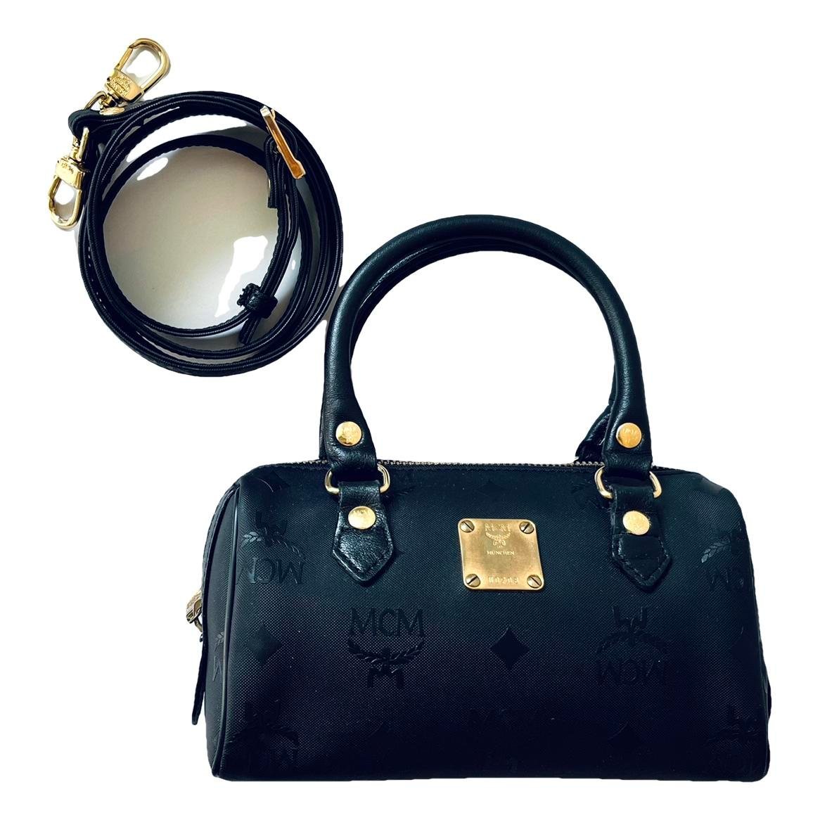 Boston handbag