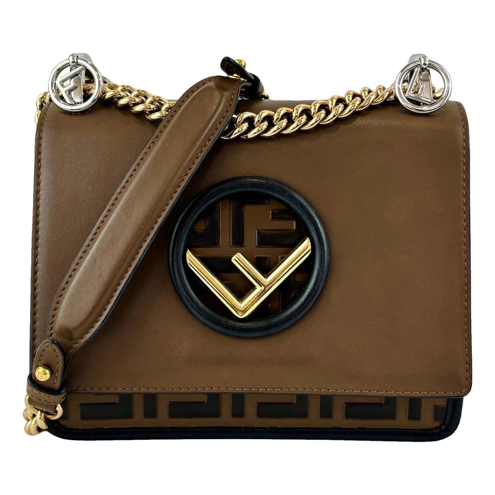 Kan I Logo leather crossbody bag