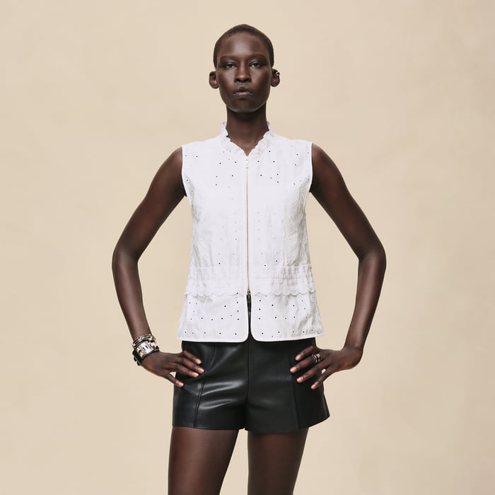Blanc Sleeveless Embroidered Blouse