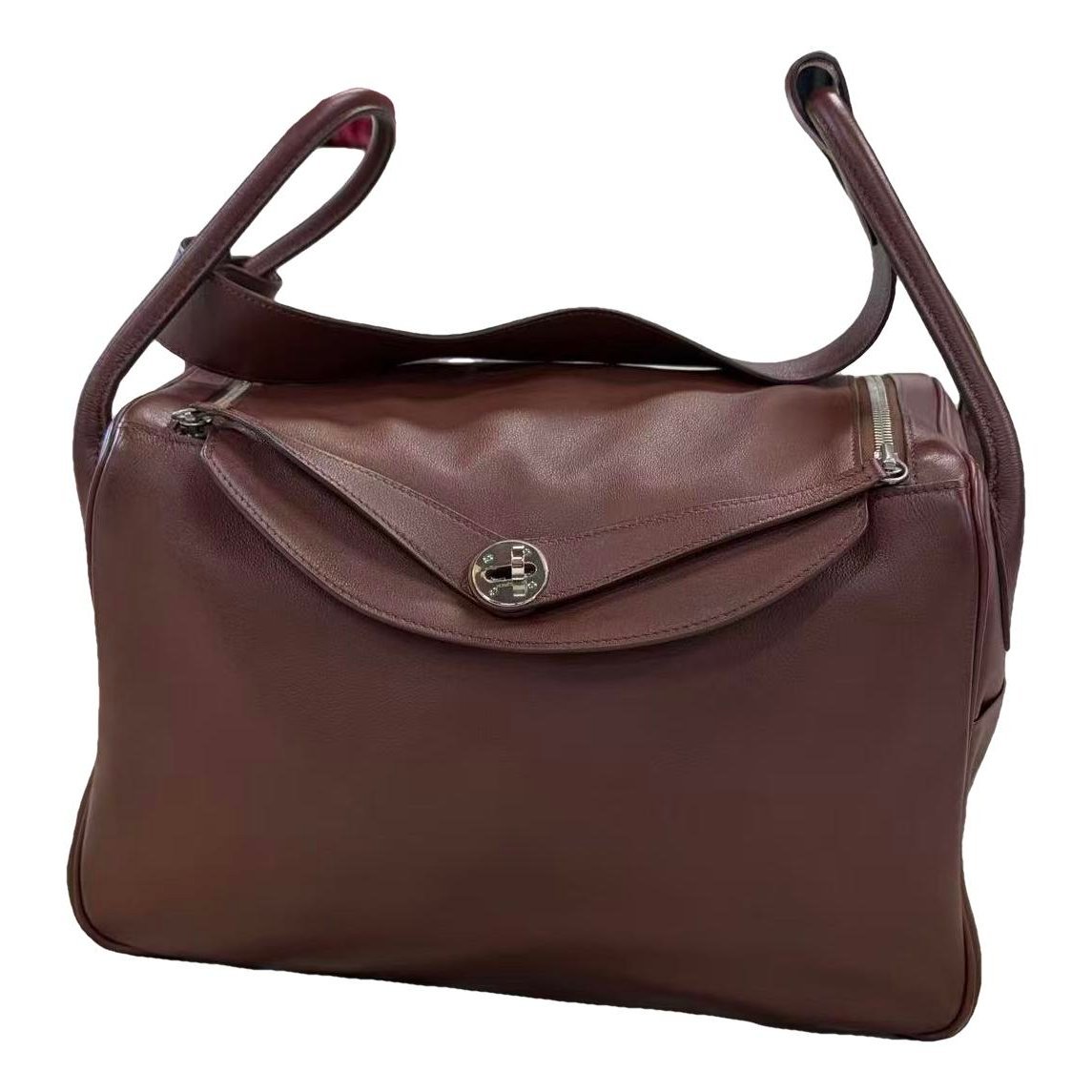 Lindy leather handbag