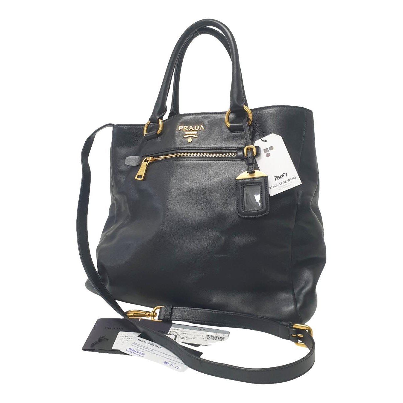 Leather handbag