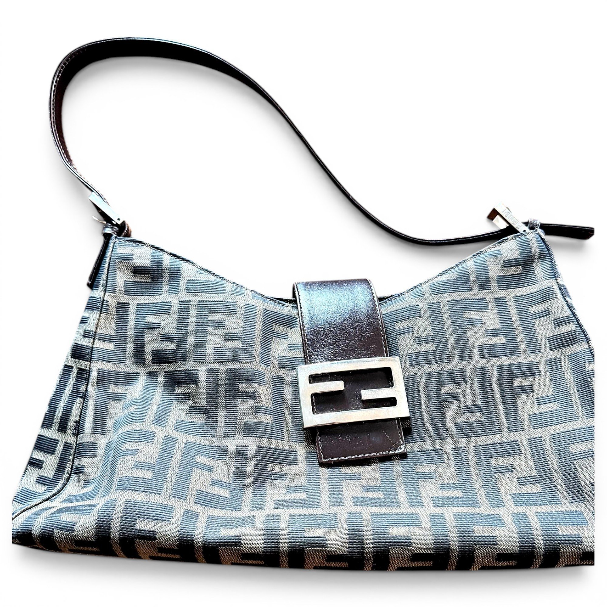 Baguette cloth handbag