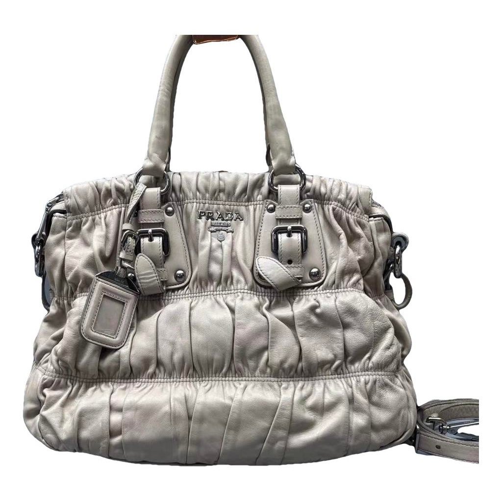 Leather tote