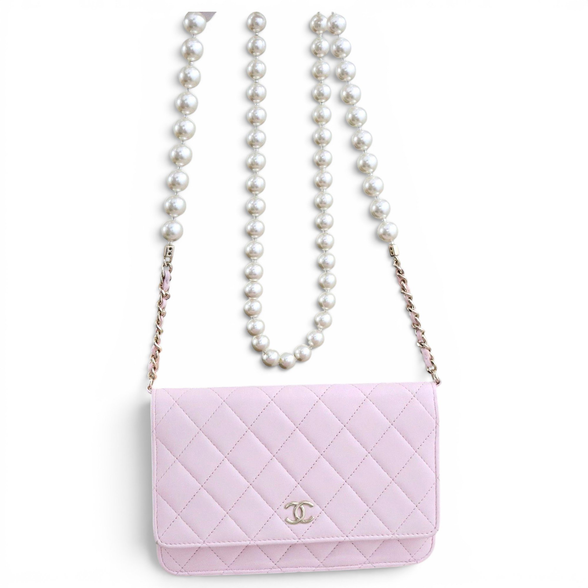 Wallet On Chain Timeless/Classique leather crossbody bag