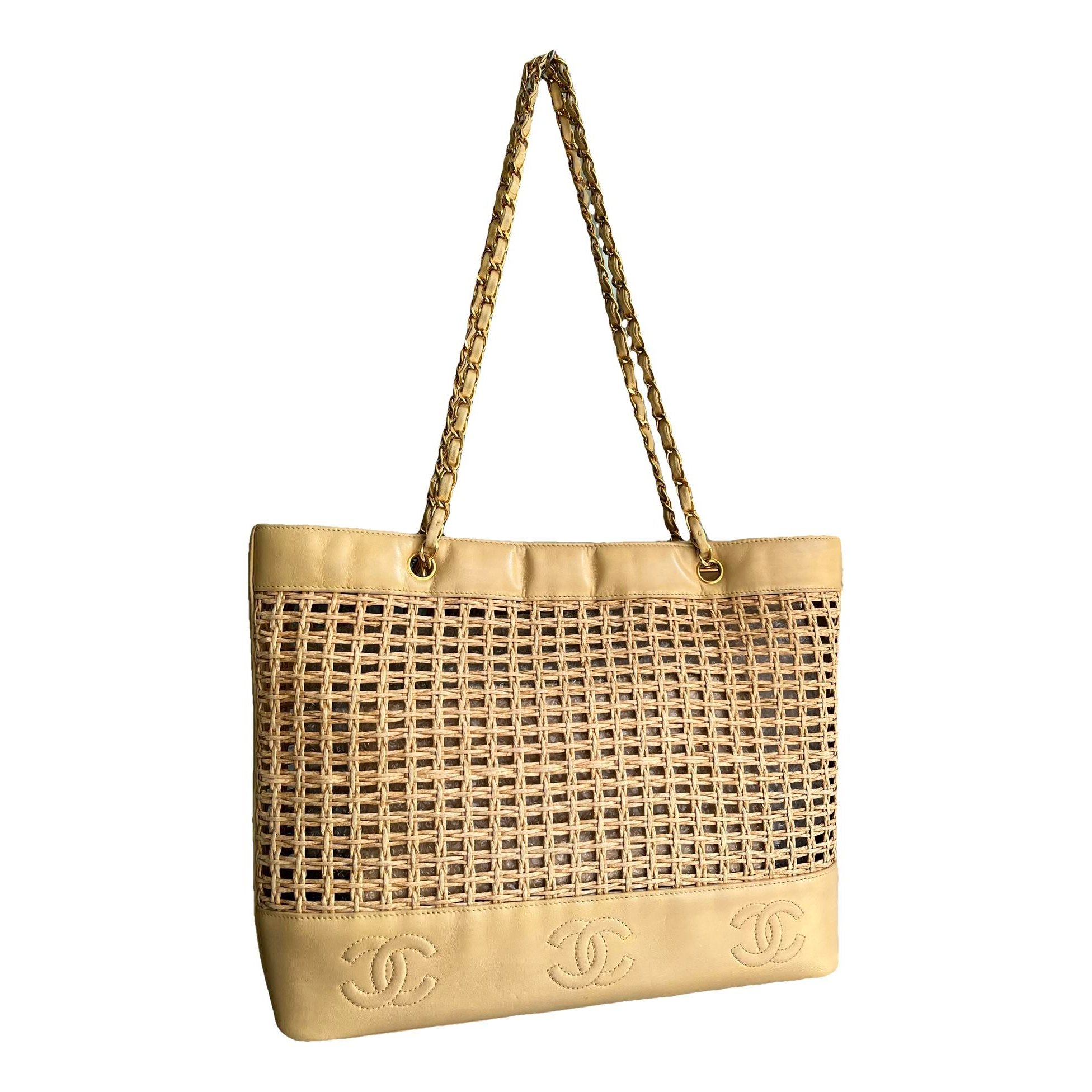 Deauville Chain leather tote
