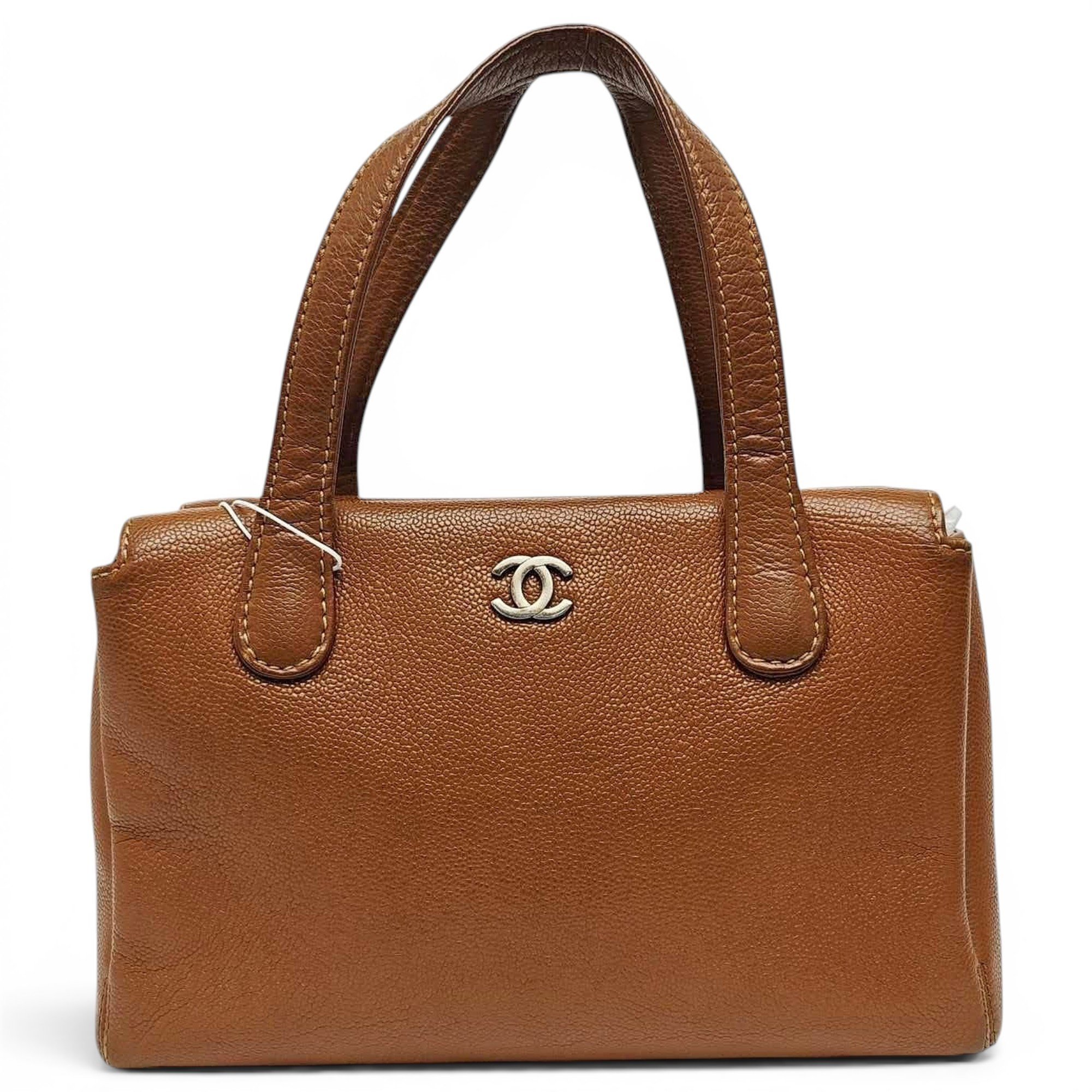Executive leather tote