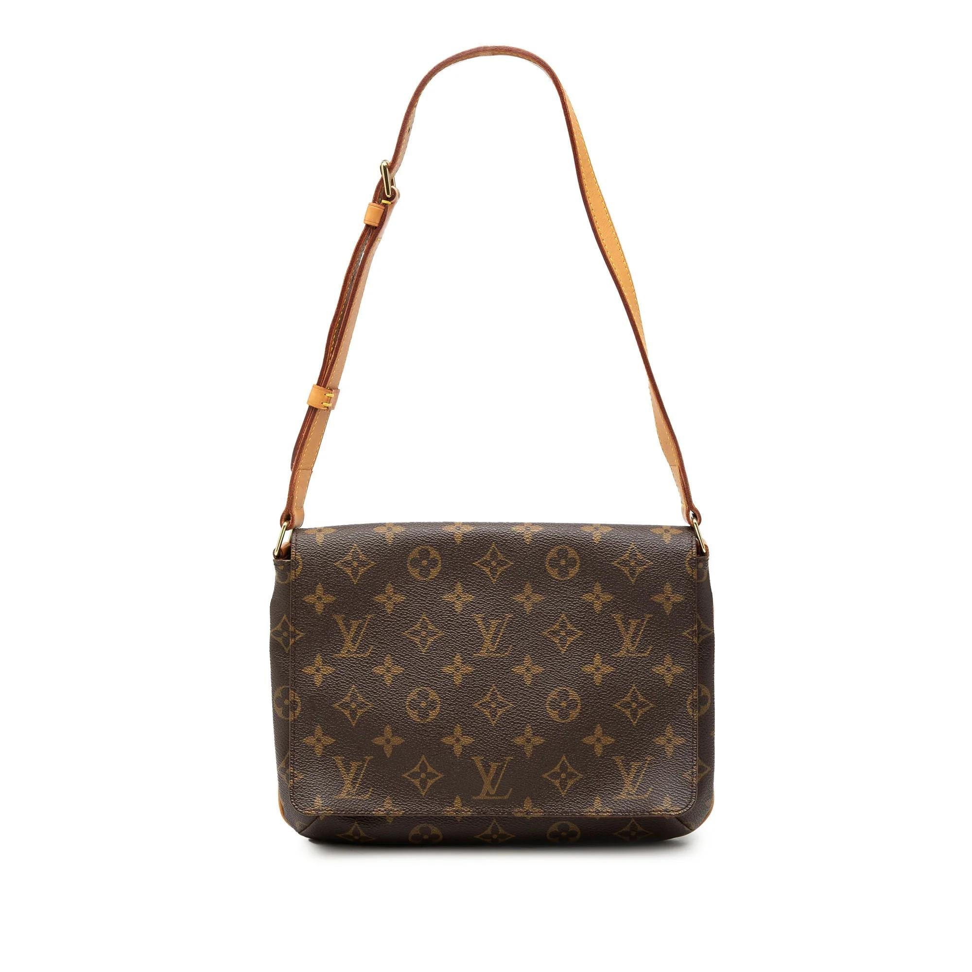 Musette leather handbag