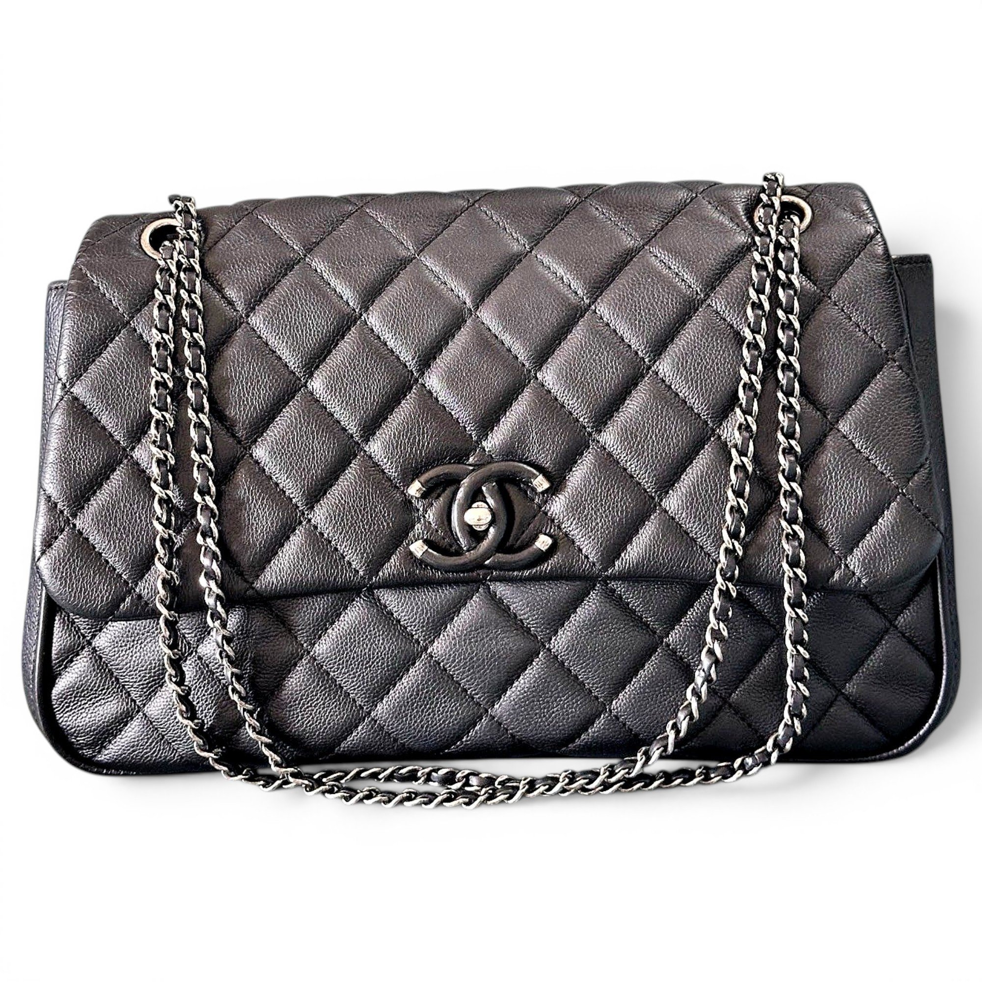 Timeless/Classique leather crossbody bag