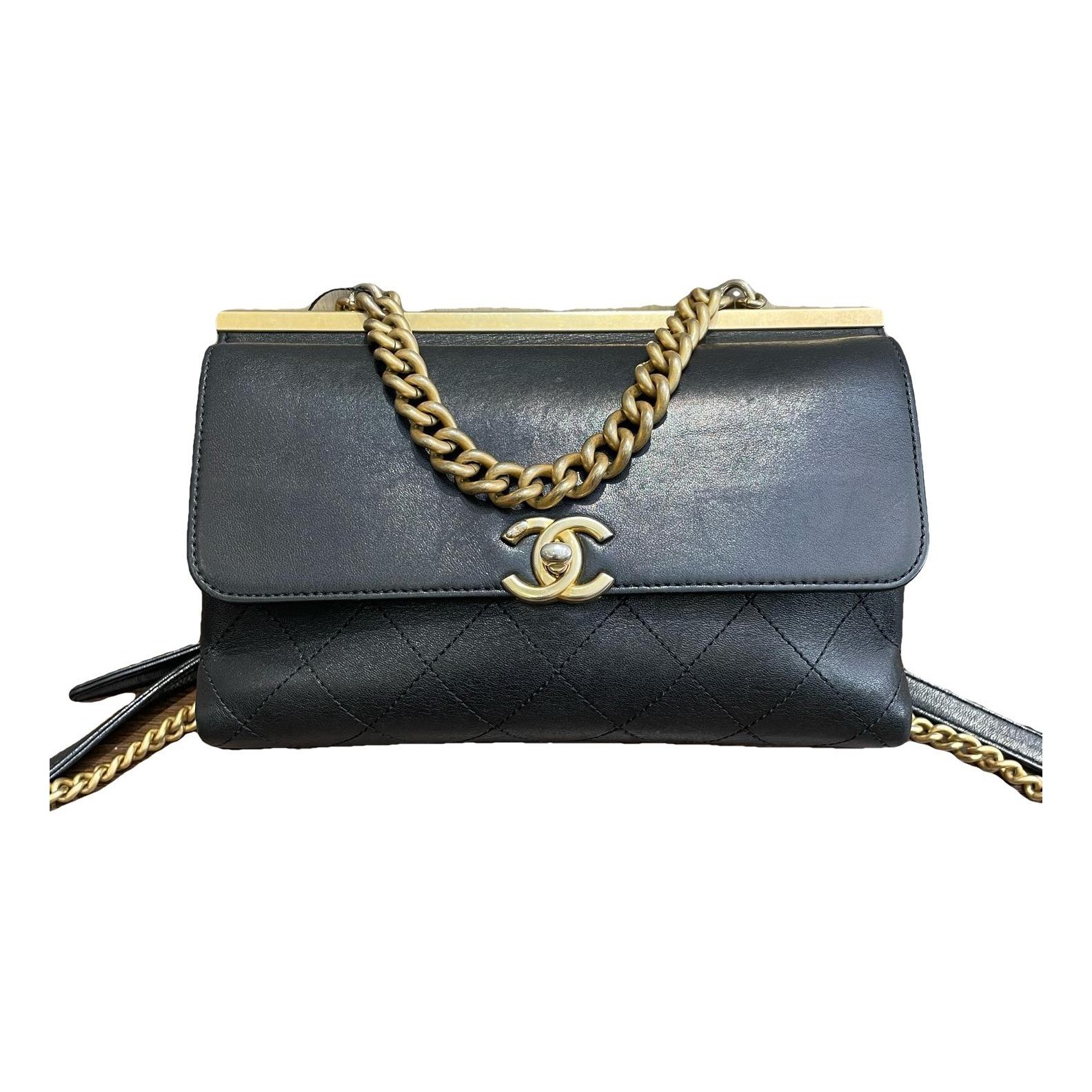 Leather handbag
