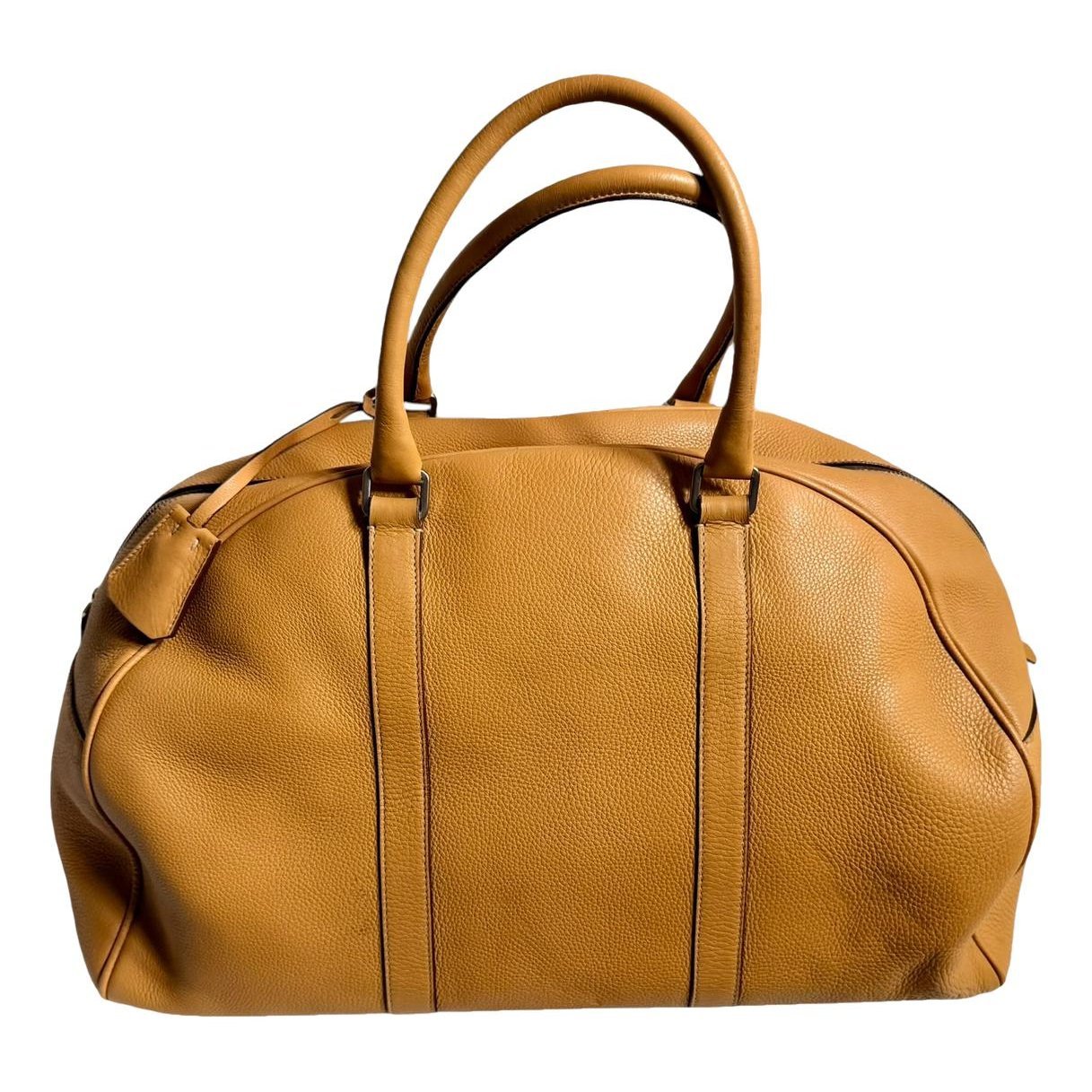 Leather travel bag