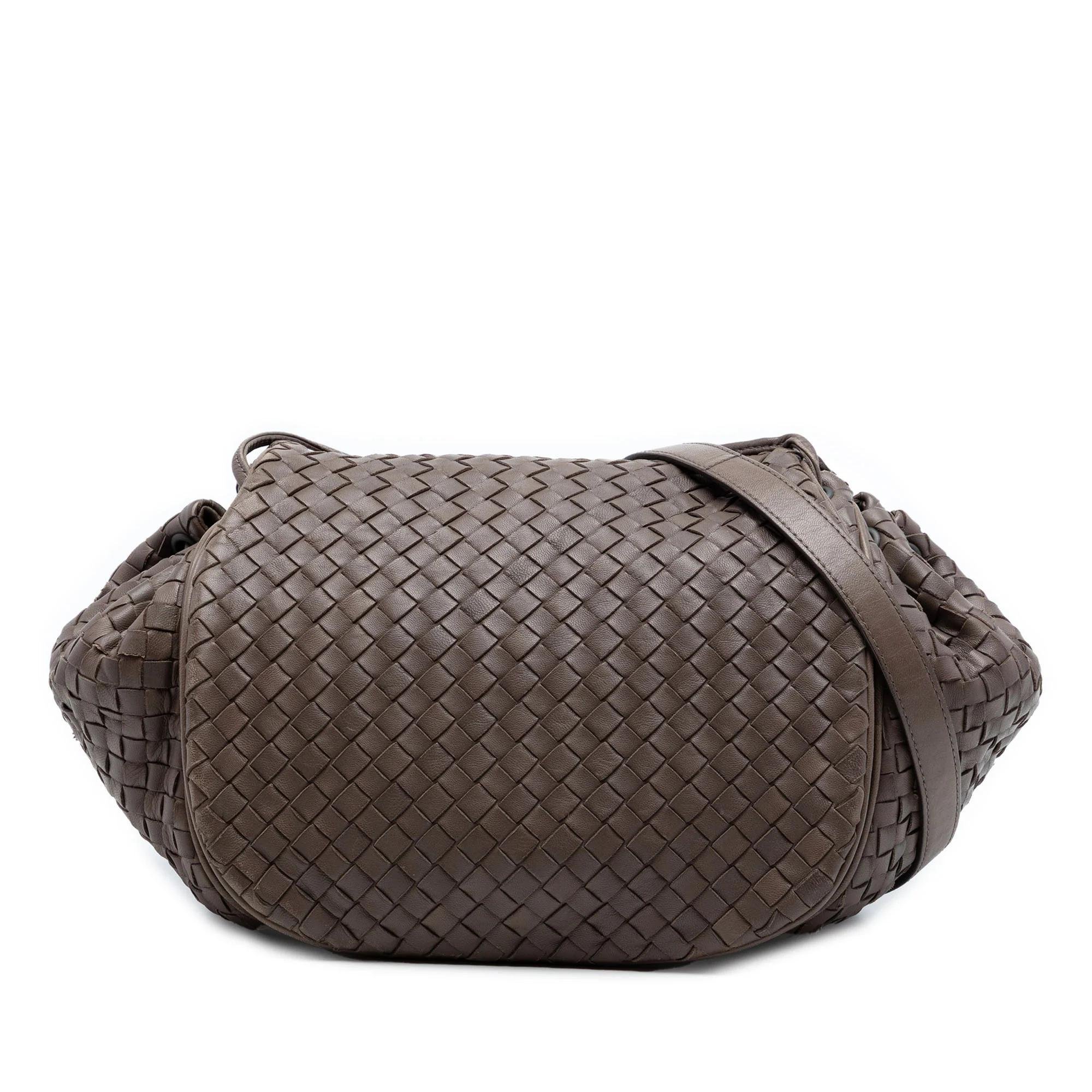 Veneta leather bag