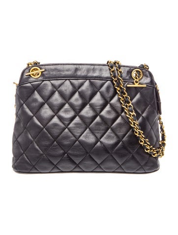 Quilted CC Shoulder Bag