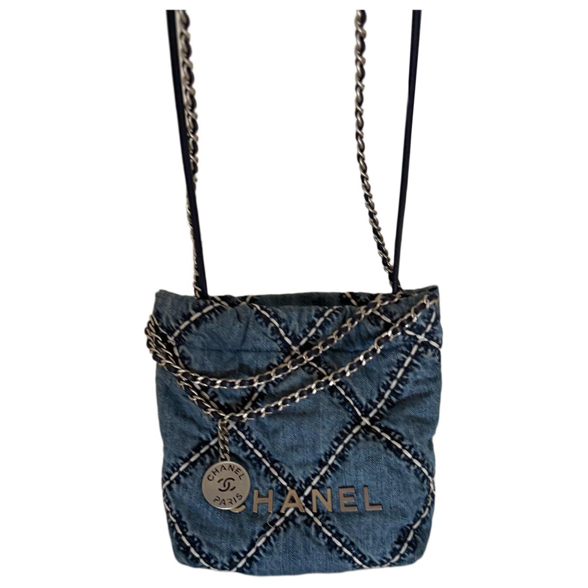 Chanel 22 handbag