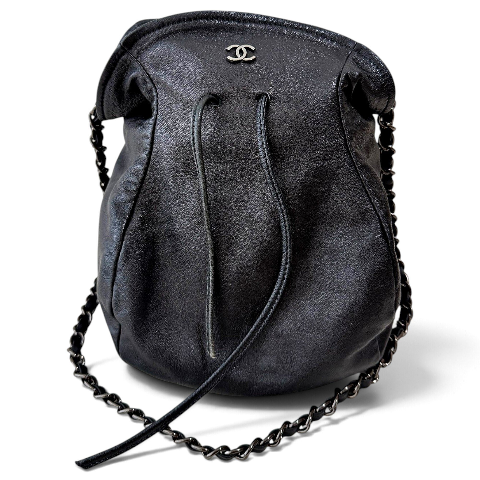 Leather tote