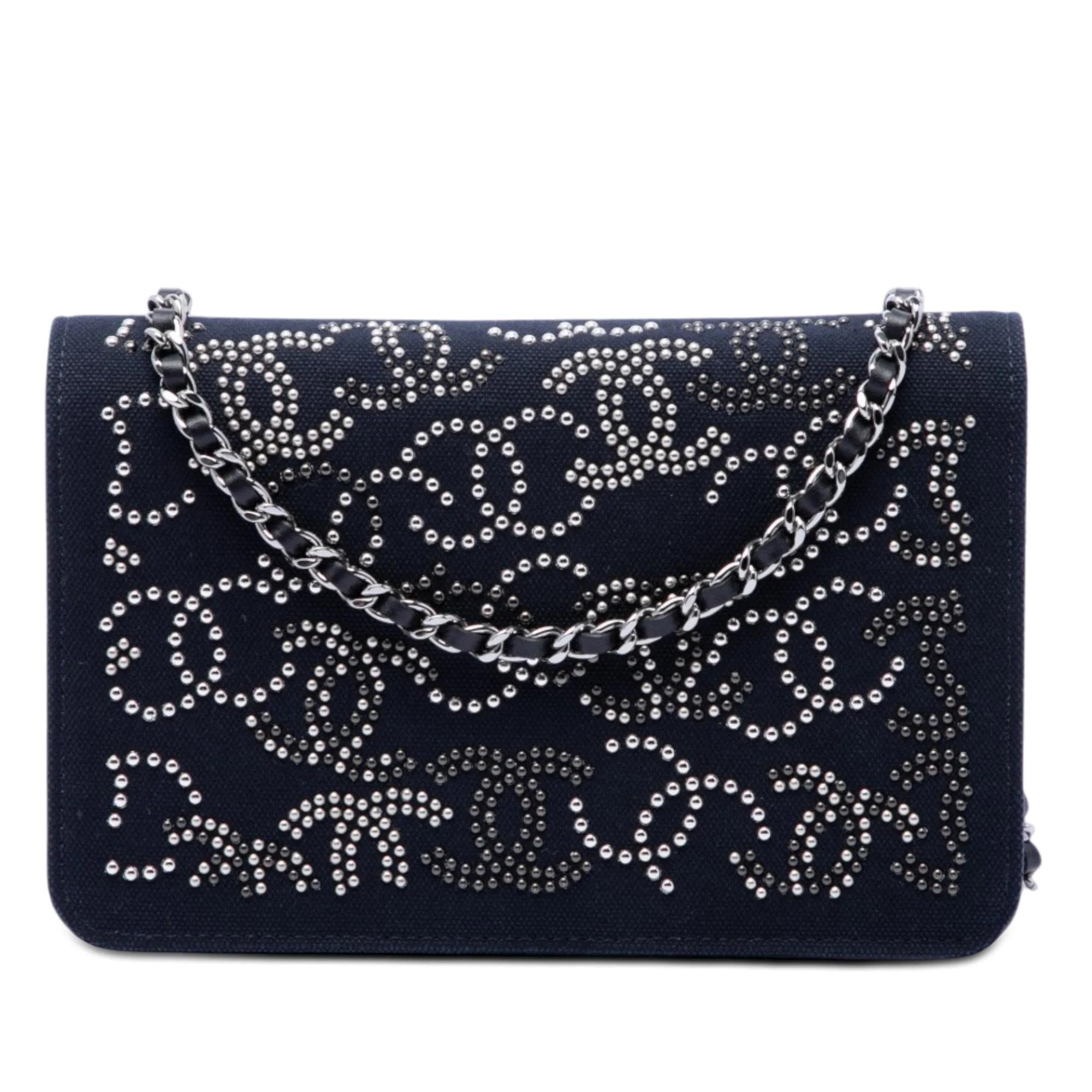 Wallet On Chain leather crossbody bag
