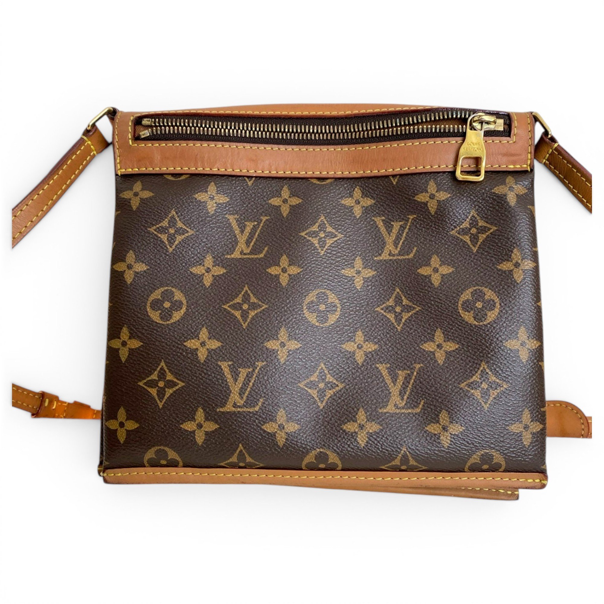 Leather crossbody bag