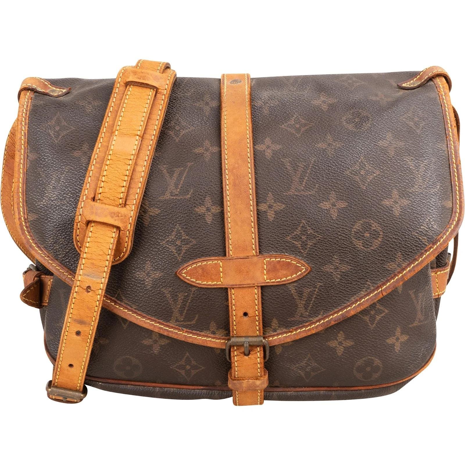 Saumur leather crossbody bag