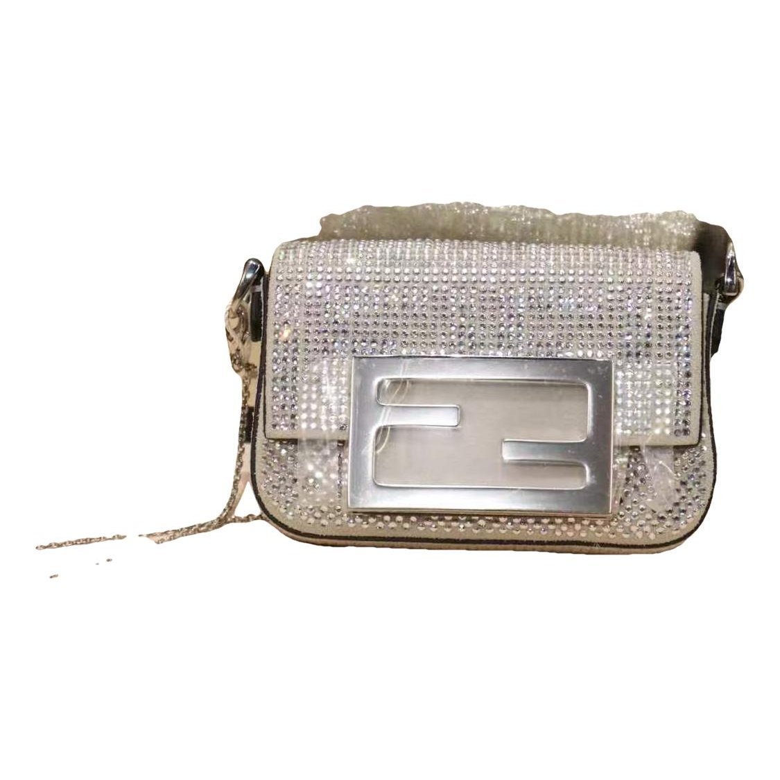 Baguette Chain Midi leather handbag