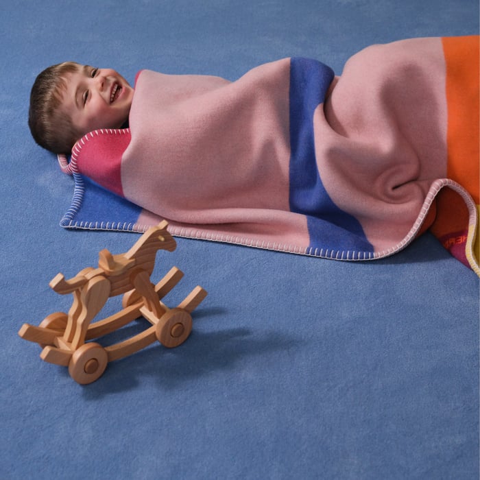 Rose Azalée H Gourmand Blanket