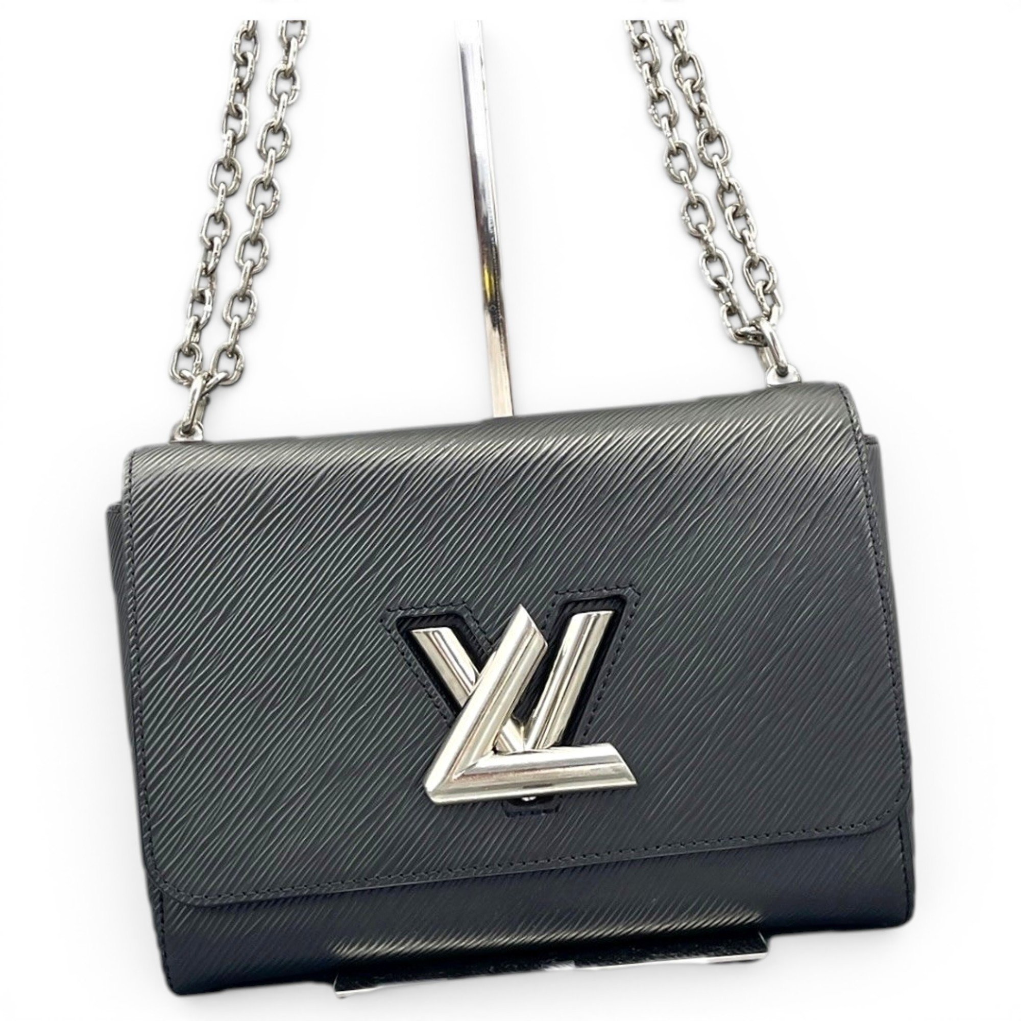 Twist leather handbag