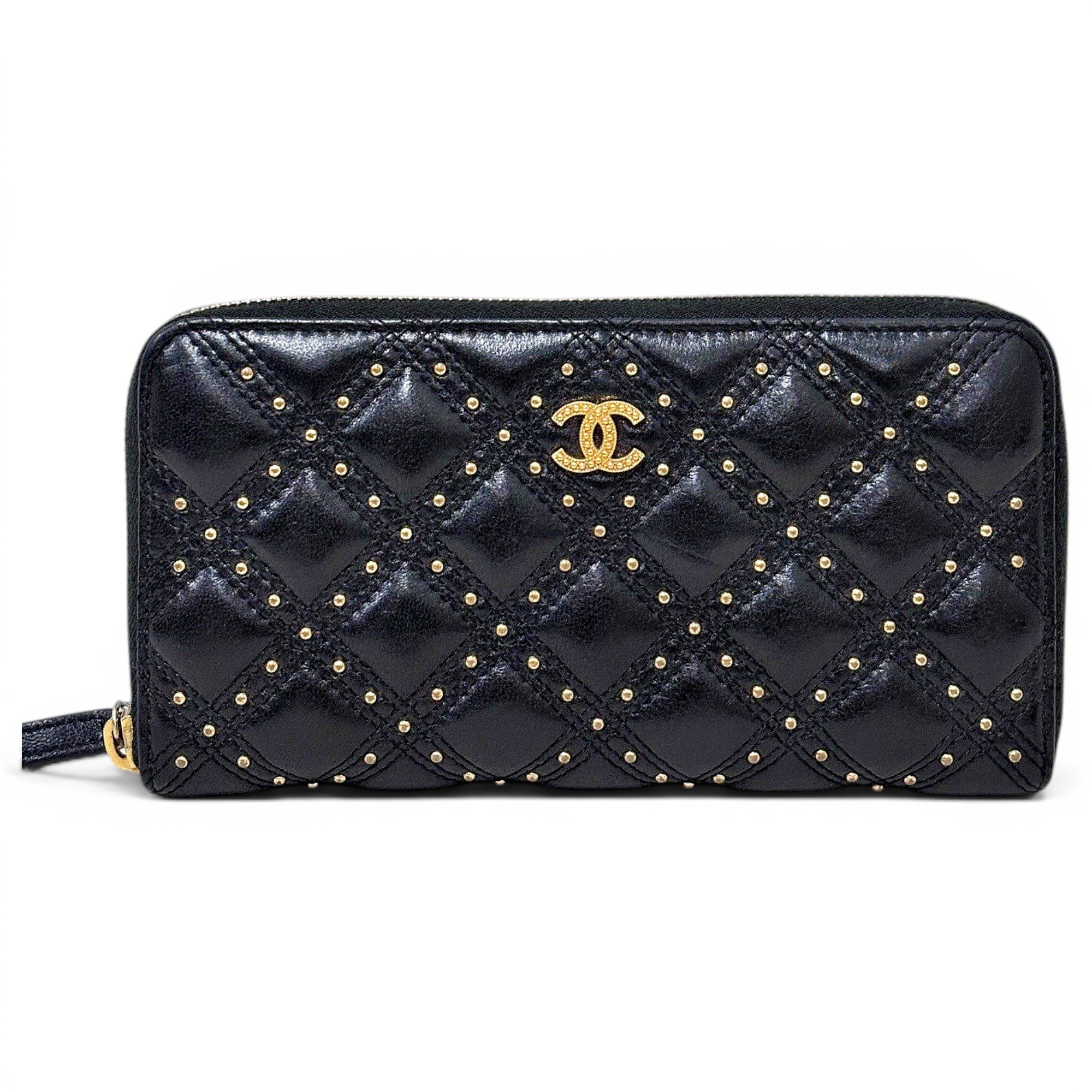 Leather clutch bag