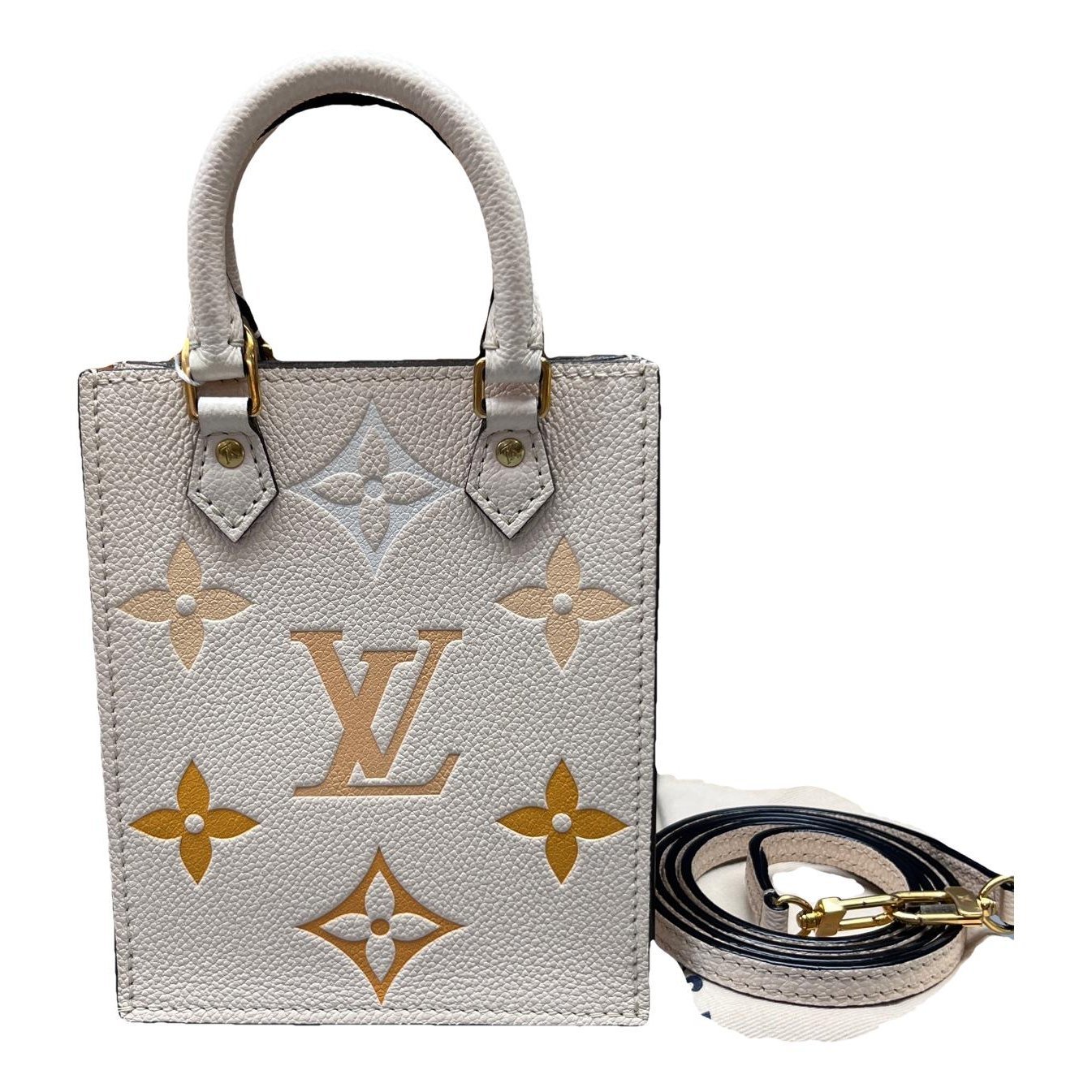 Plat leather handbag