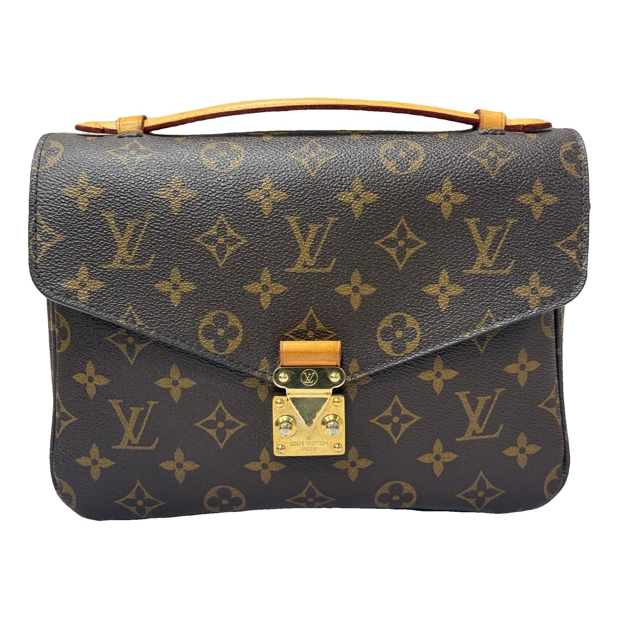 Metis leather handbag