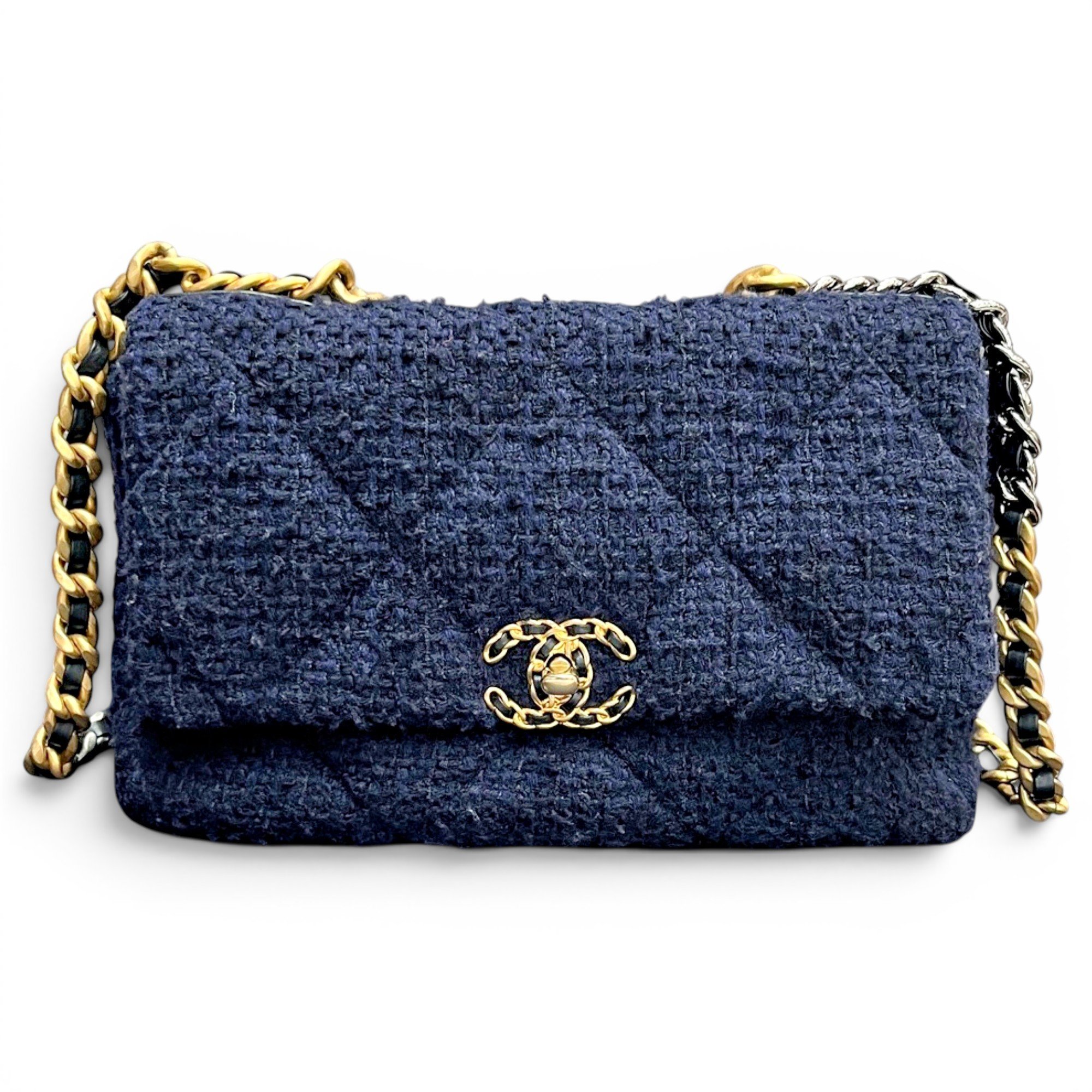 Chanel 19 tweed handbag