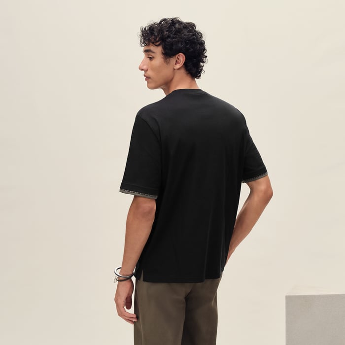 Noir T-shirt With "Sellier" Detail