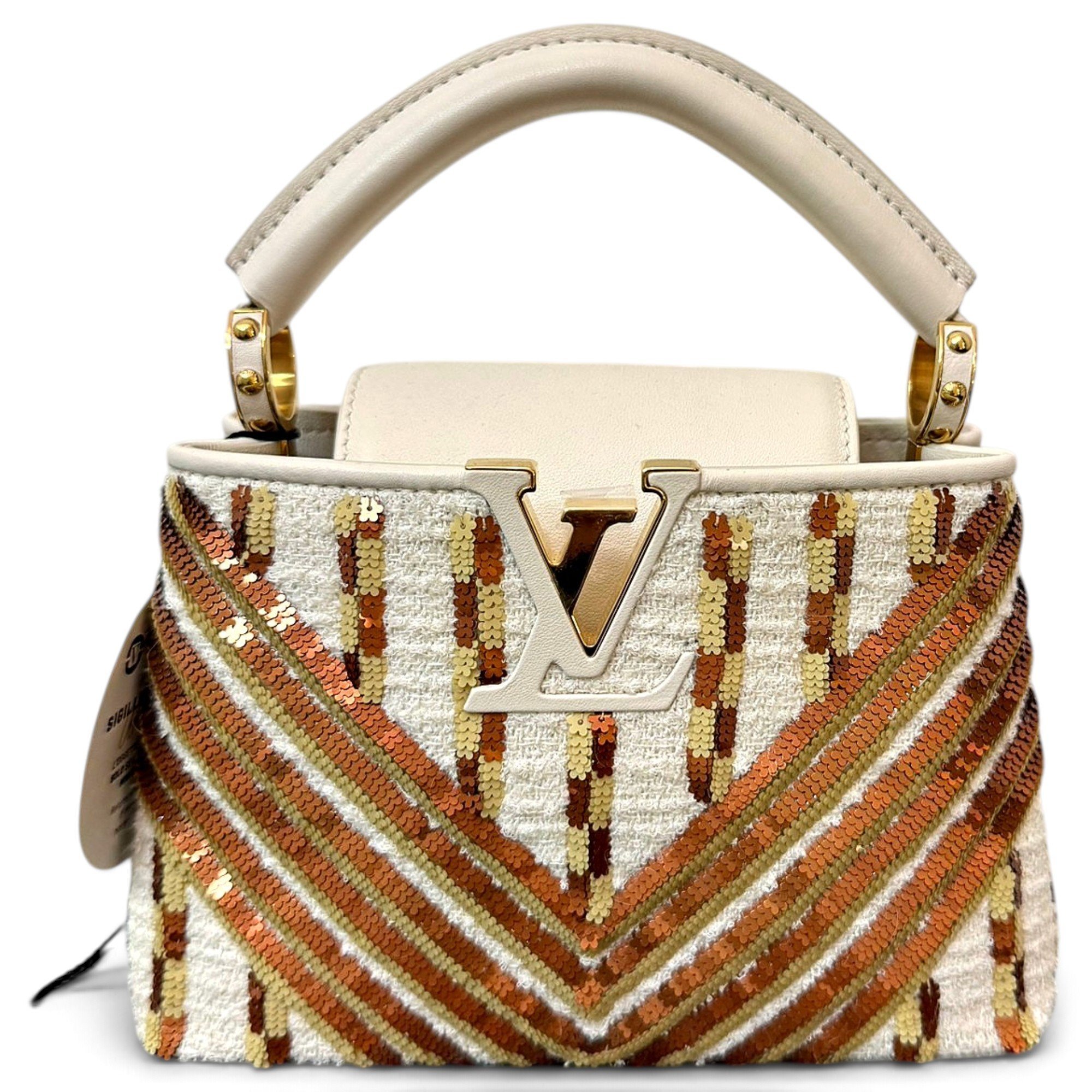 Capucines leather handbag