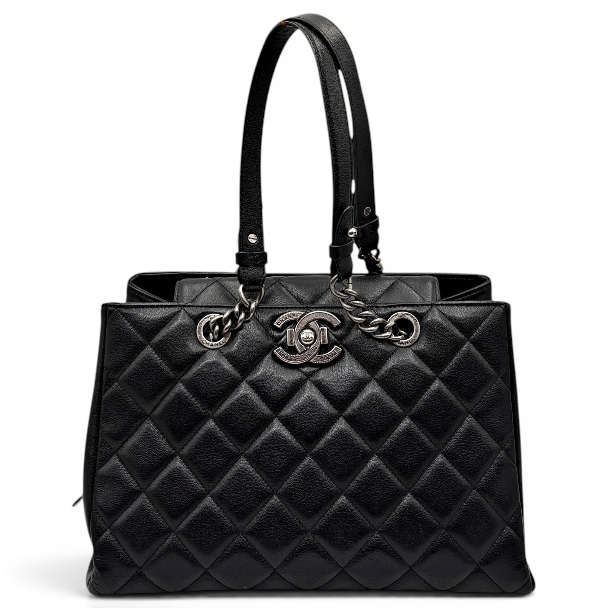 Leather tote