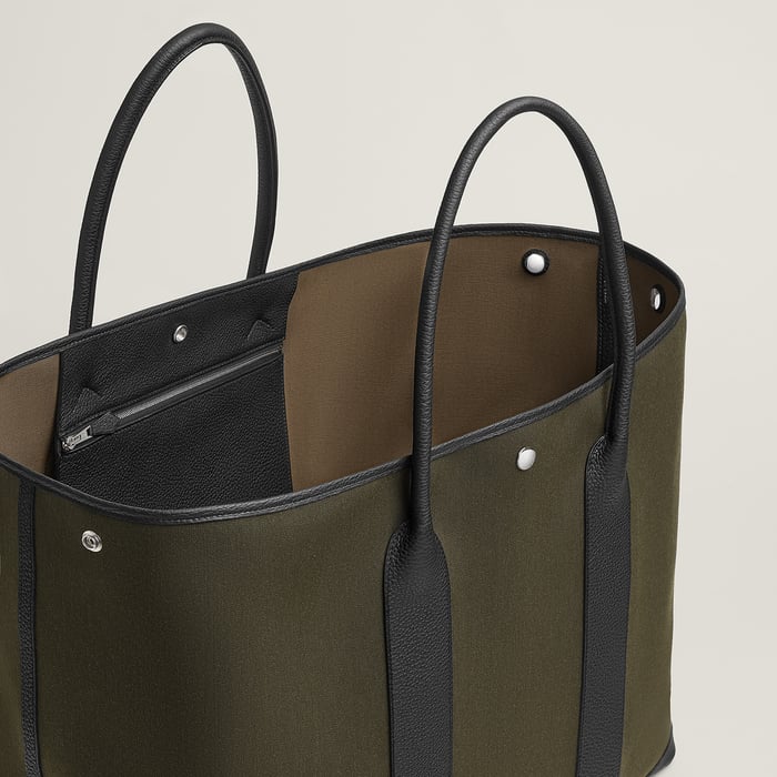 Garden Party 49 Voyage Bag