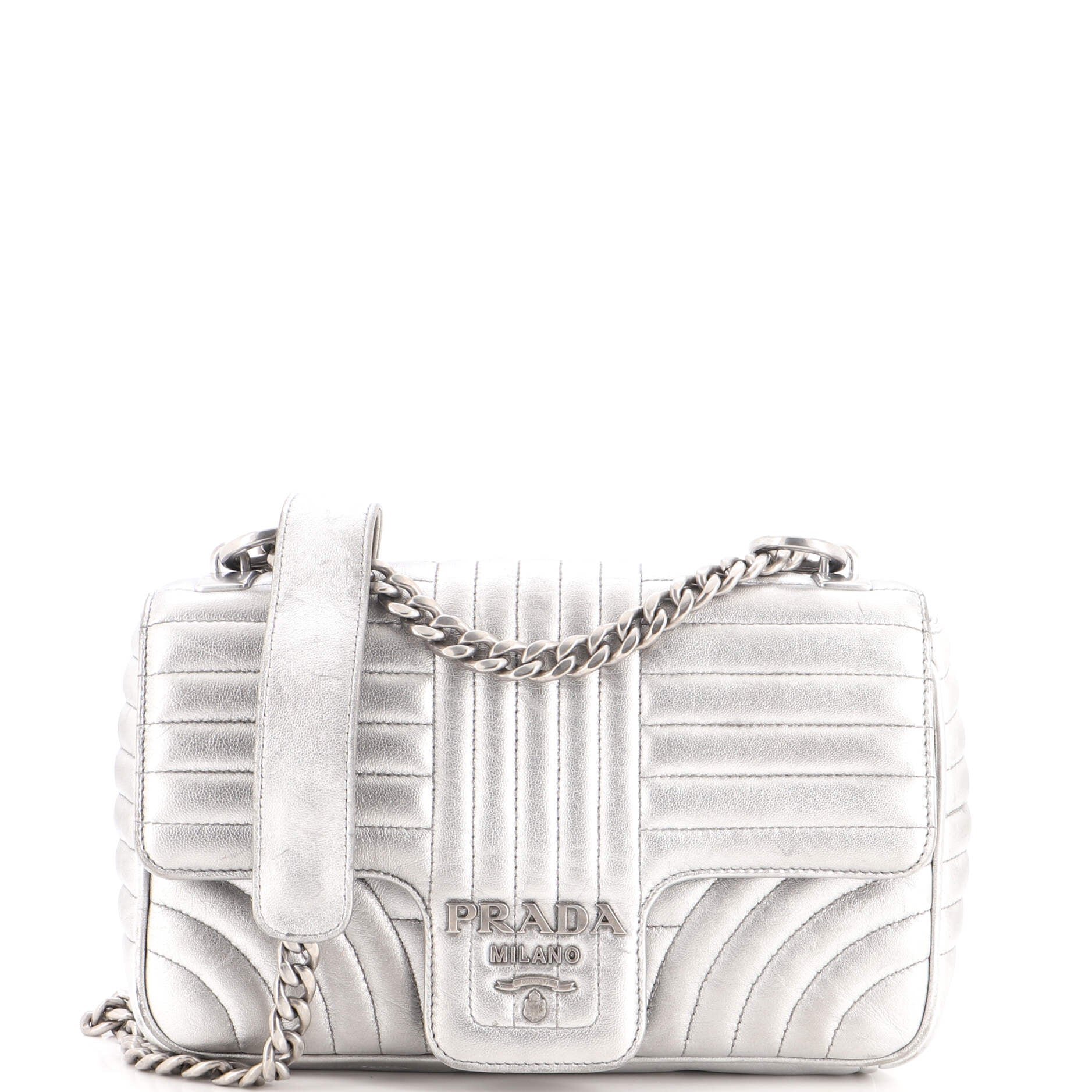 Chain Flap Shoulder Bag Diagramme Quilted Leather Medium