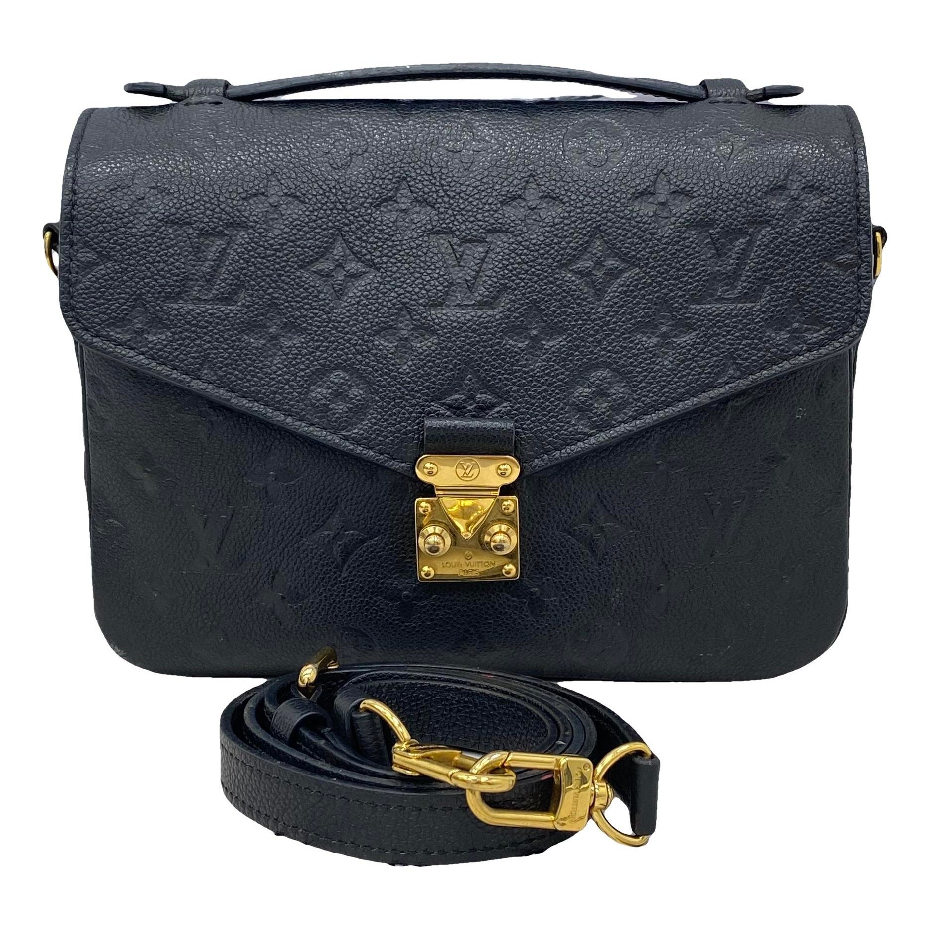 Metis leather handbag