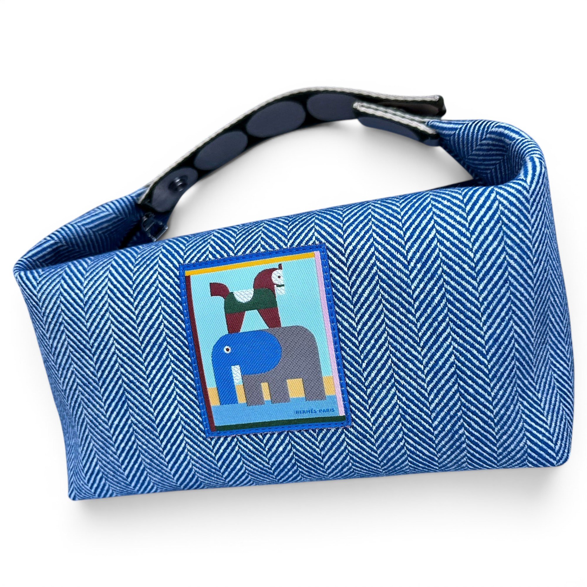 Bride à brac wool vanity case