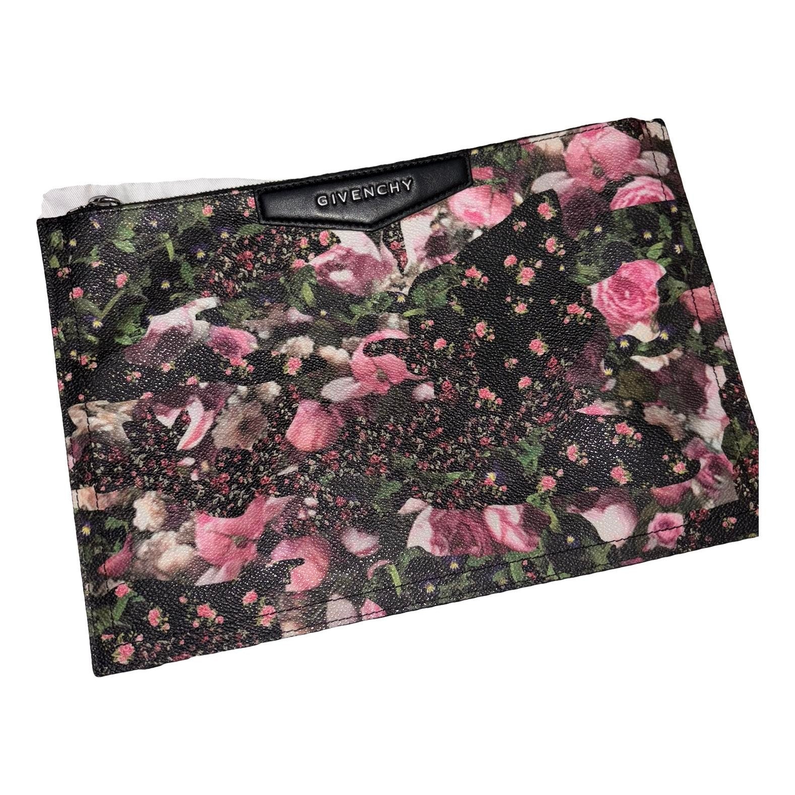 Leather clutch bag