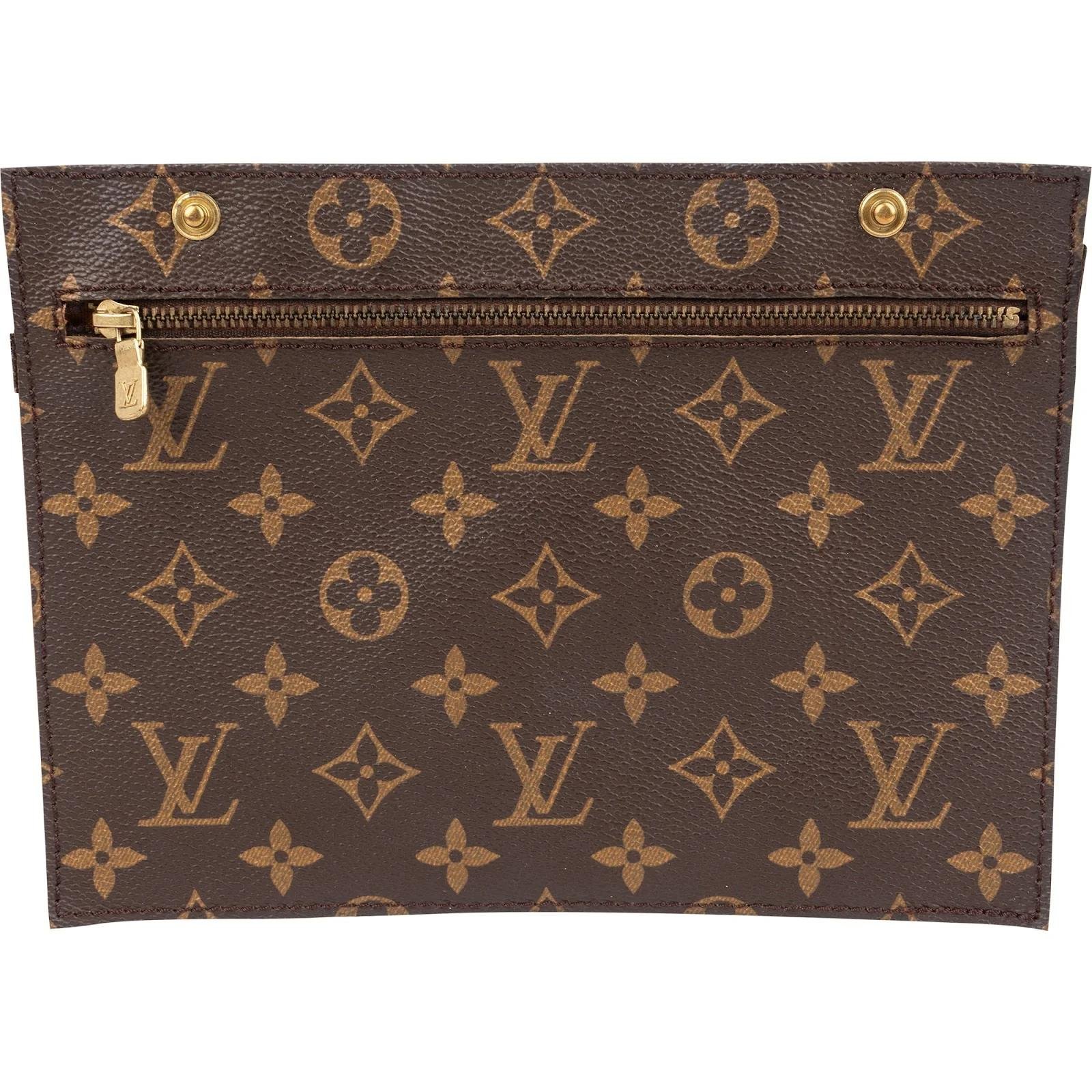 Leather clutch bag