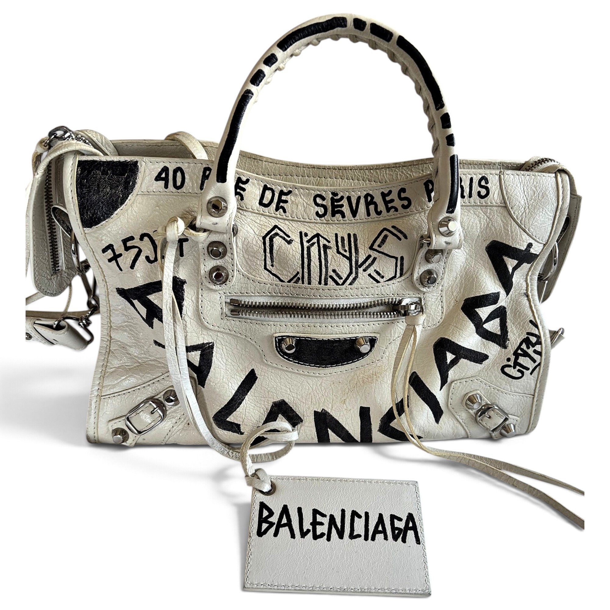City leather handbag