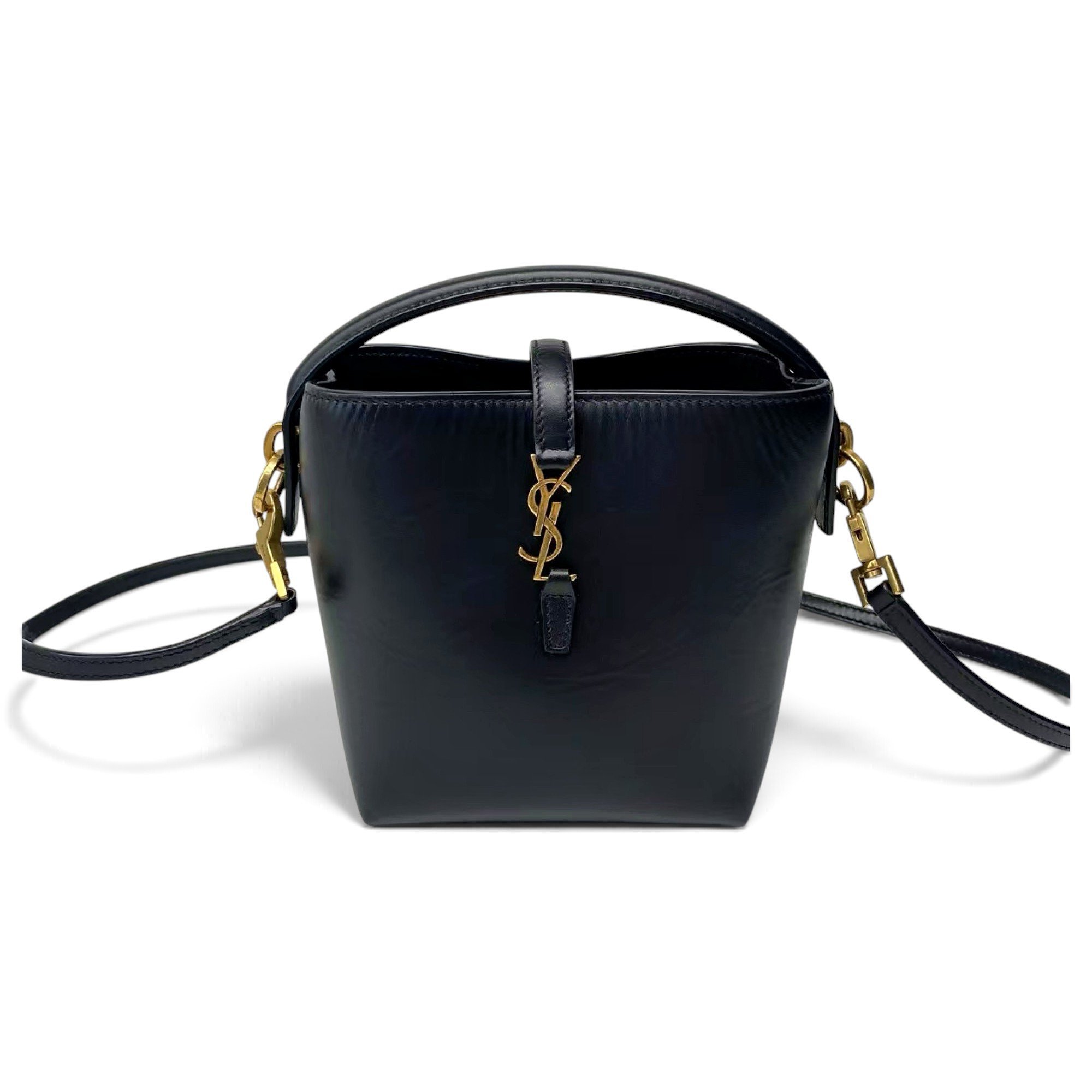 Le 37 leather handbag