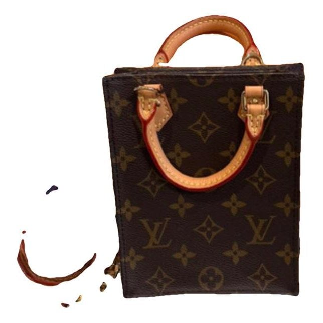 Plat leather handbag