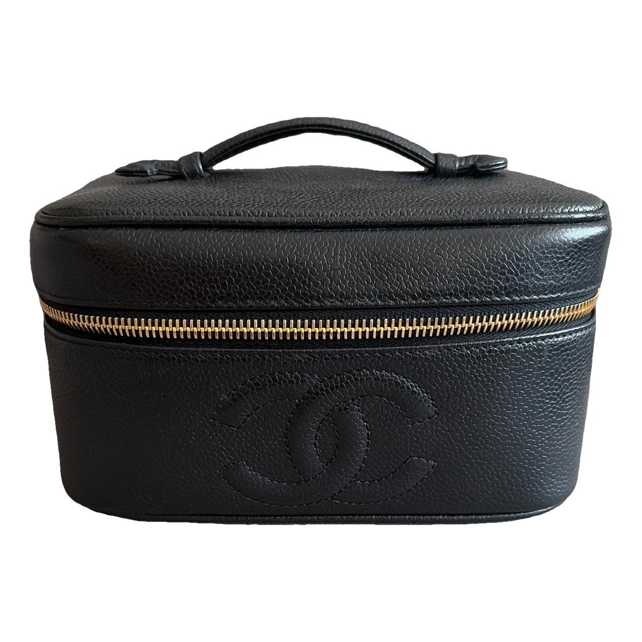Vanity leather handbag