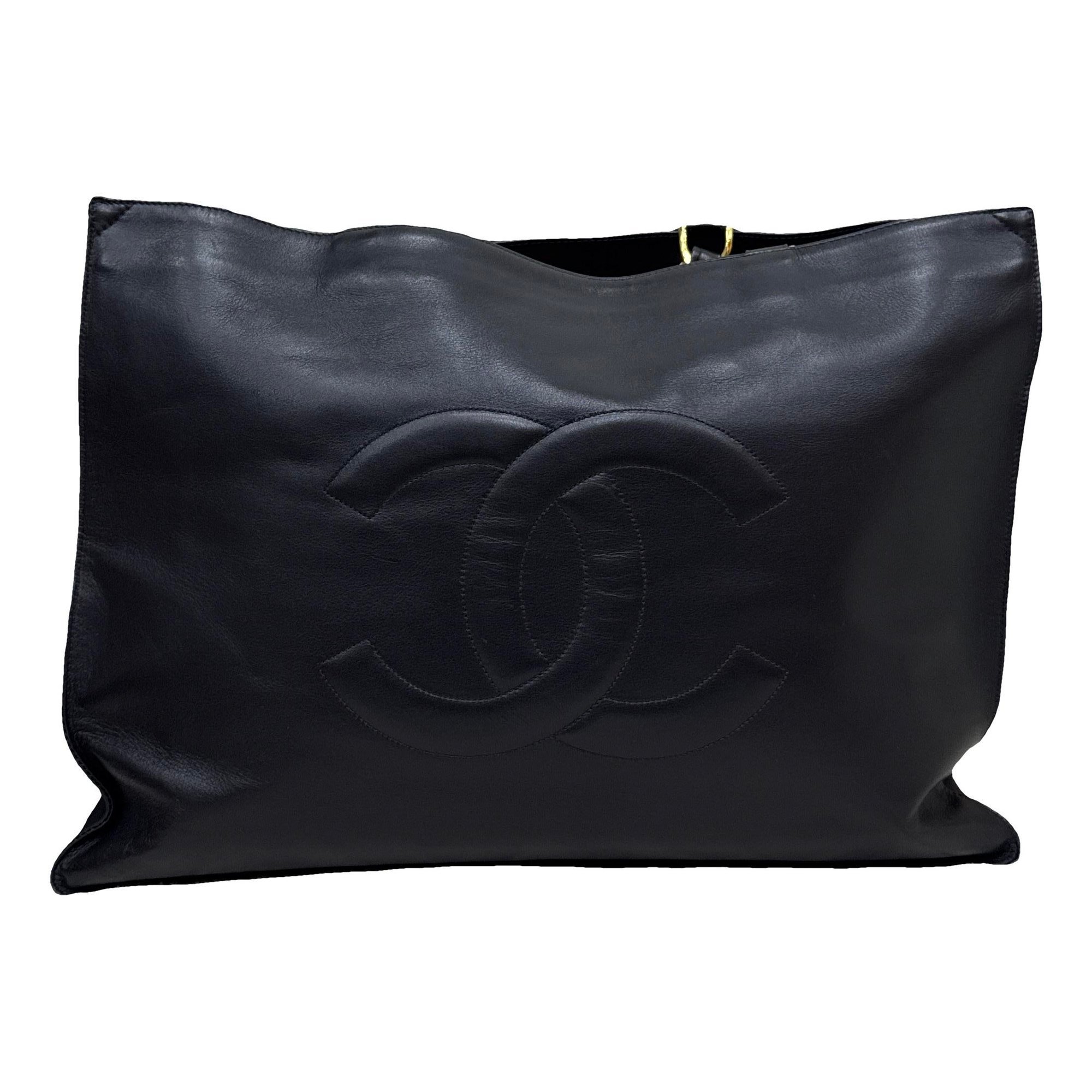 Vintage CC Chain leather handbag
