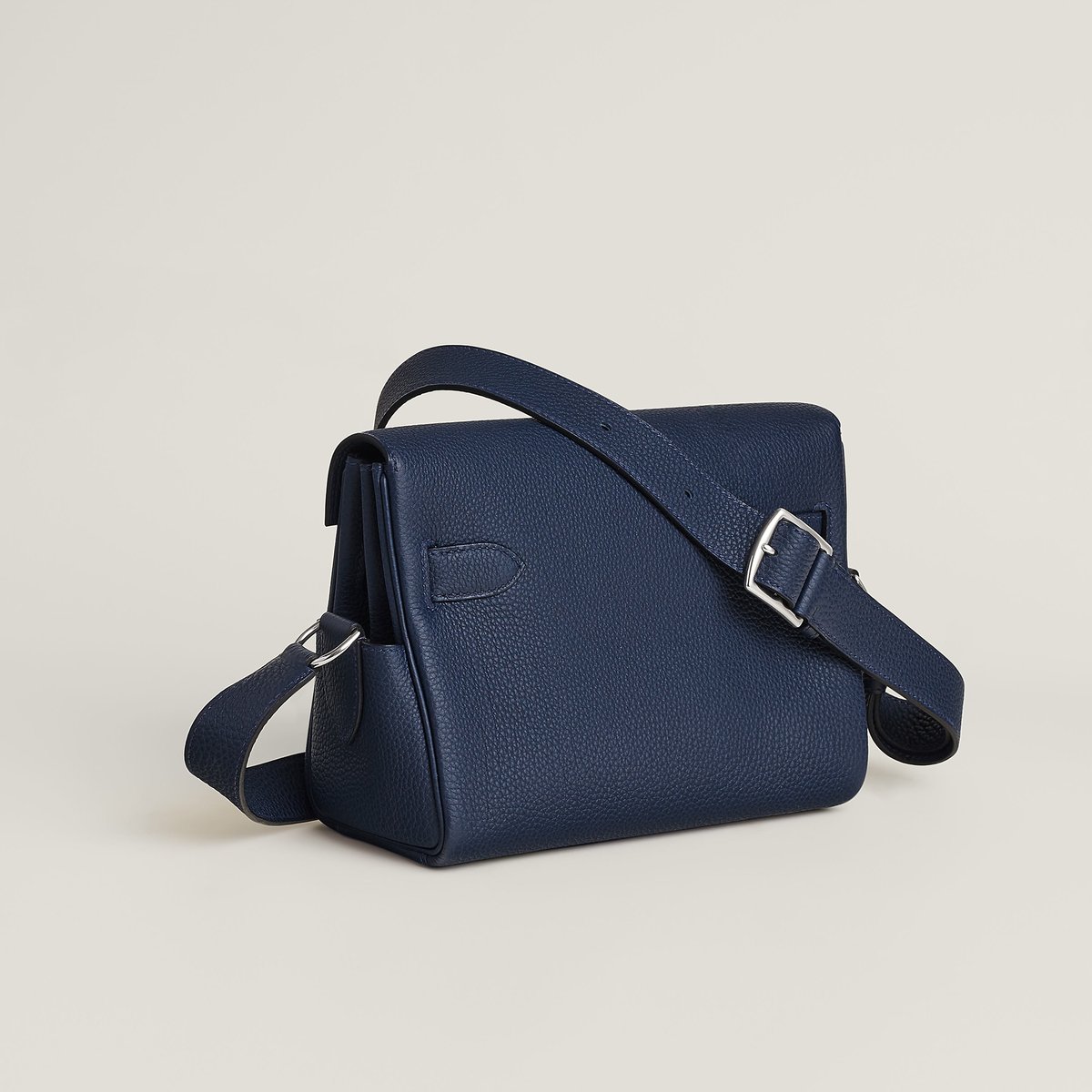 Kelly Messenger PM bag